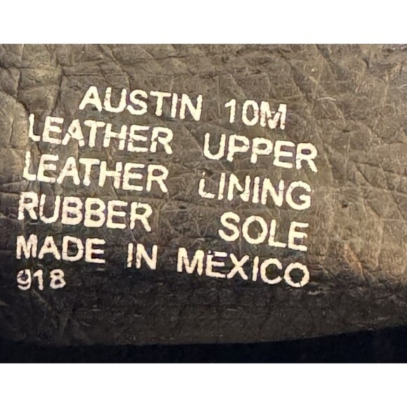 Steve Madden Boots Booties Size 10 Austin Black Leather‎ Cut Out Side Ankle - Picture 8 of 8